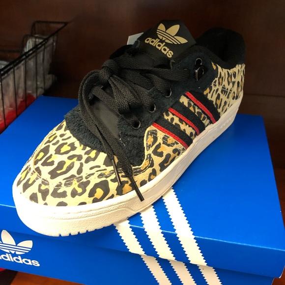 womens adidas leopard